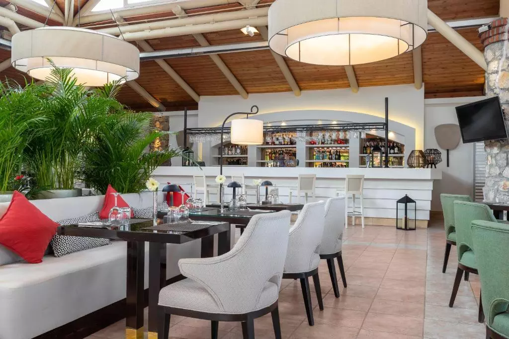 بار هتل مارتی ریزورت مارماریس